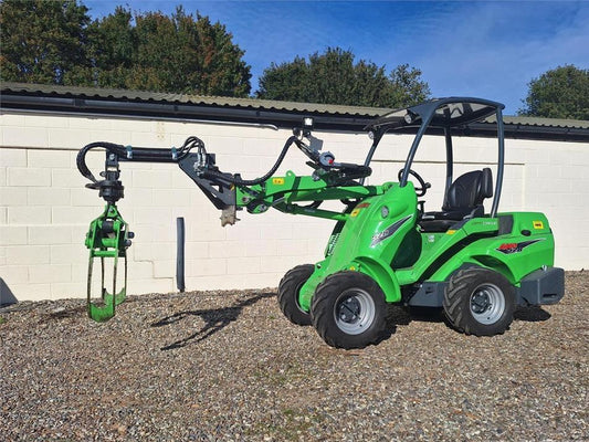 Incarcator frontal - Avant 528