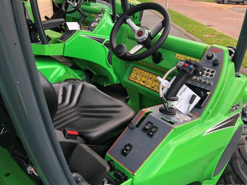 Incarcator frontal - Avant 735