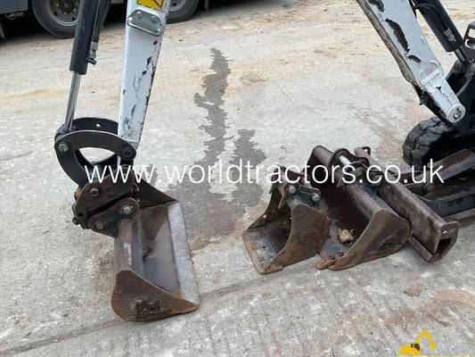 Miniexcavator - Bobcat E 10