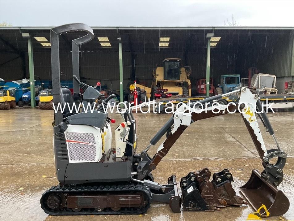 Miniexcavator - Bobcat E 10z