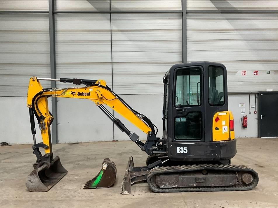 Miniexcavator - Bobcat E 35