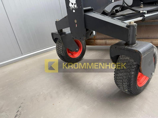 Mini incarcator - Bobcat T 76 Laser Grader 244 cm HD