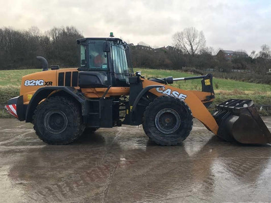 Incarcator frontal - Case 821 GXR