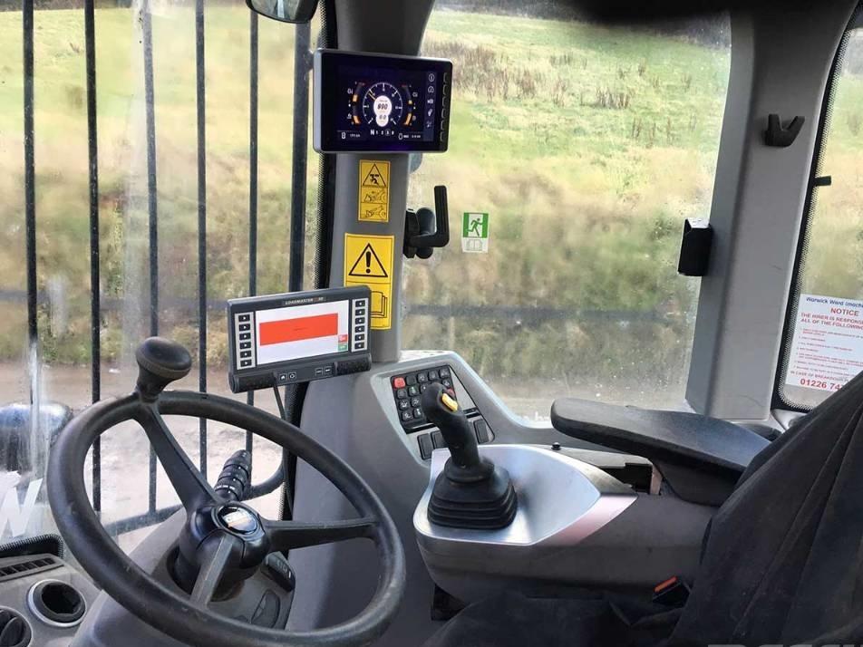 Incarcator frontal - Case 821 GXR