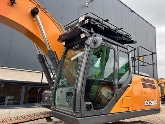 Excavator pe senile - Case CX 210 D