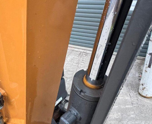 Miniexcavator - Case CX22D Engcon