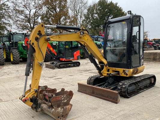 Miniexcavator - CAT 302.7 D CR