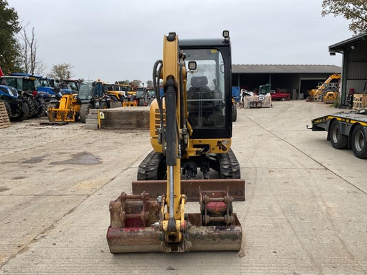 Miniexcavator - CAT 302.7 D CR