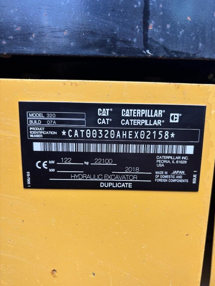 Excavator pe senile - CAT 320 -- full options -- Made in Japan