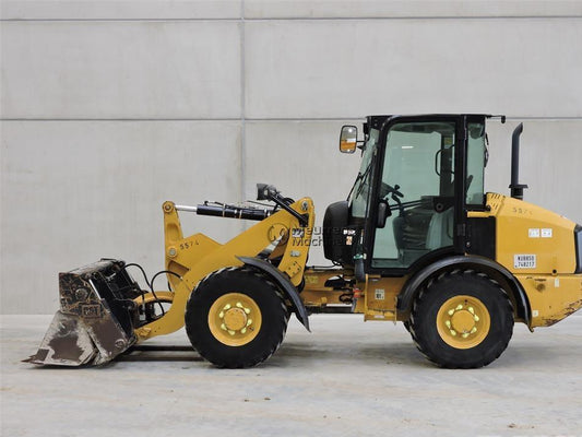 Incarcator frontal - CAT 906M + FORK