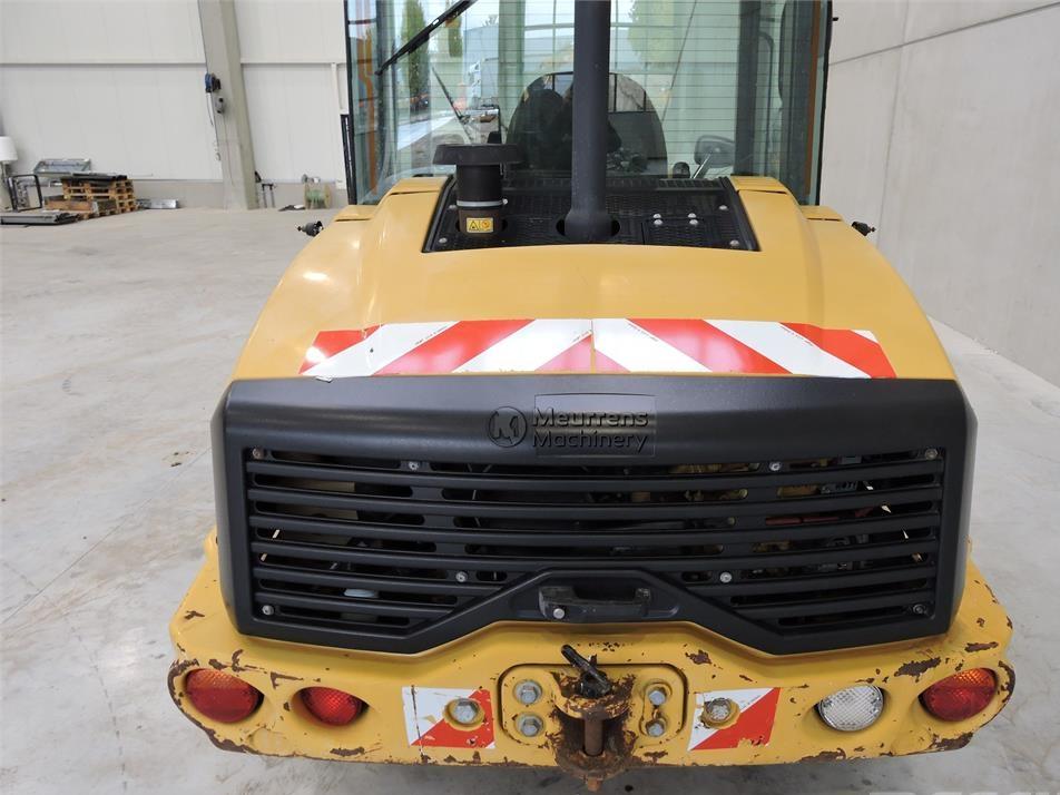 Incarcator frontal - CAT 906M + FORK