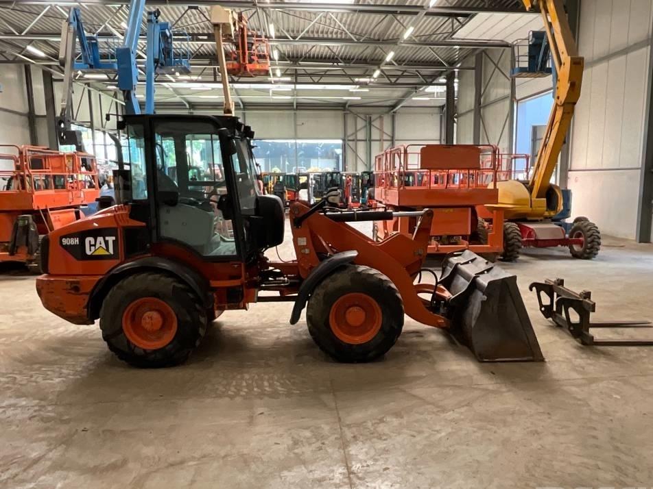 Incarcator frontal - CAT 908 H