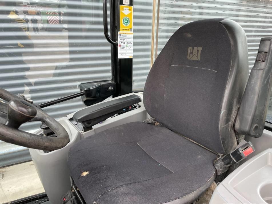 Incarcator frontal - CAT 908 M