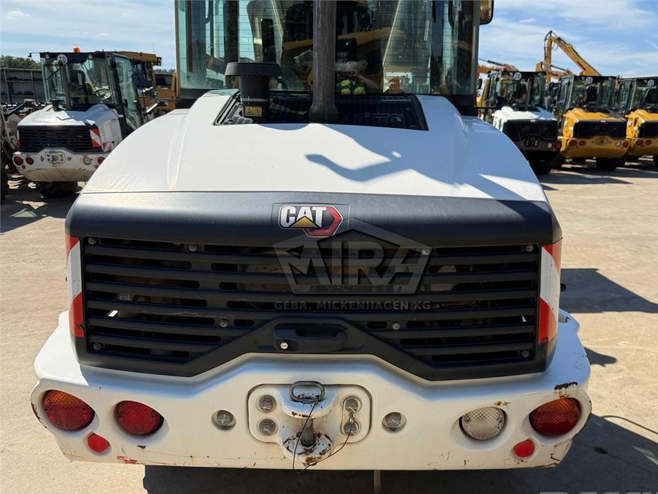 Incarcator frontal - CAT 908M