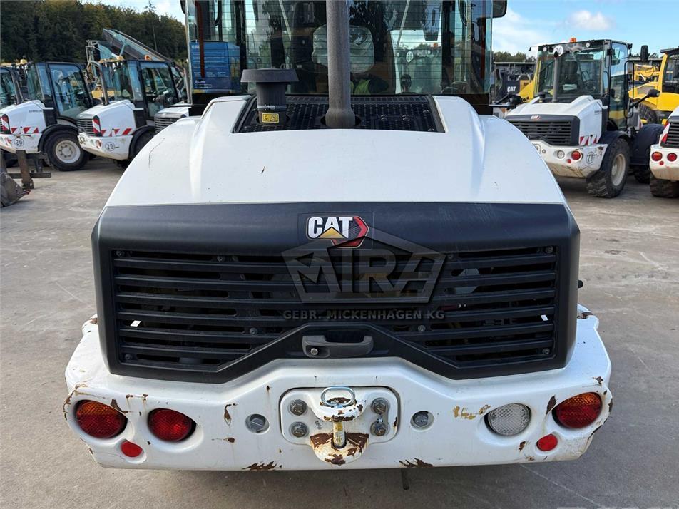 Incarcator frontal - CAT 908M