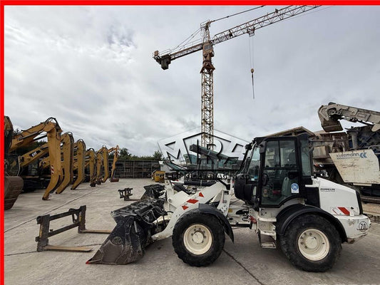 Incarcator frontal - CAT 908M