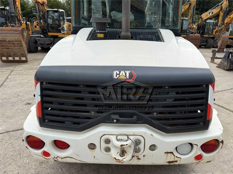 Incarcator frontal - CAT 908M