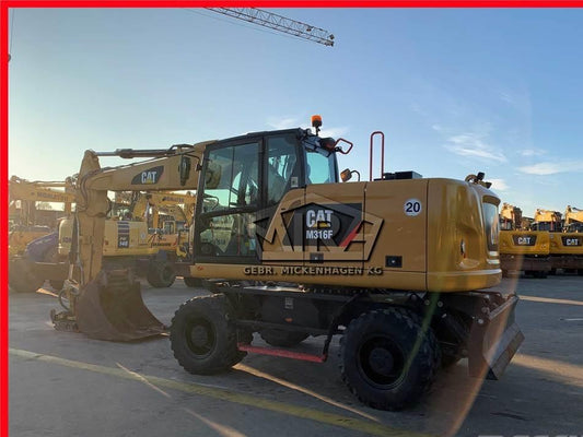 Excavator pe roti - CAT M 316 F