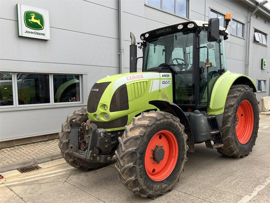 Tractor - Claas Arion 620C