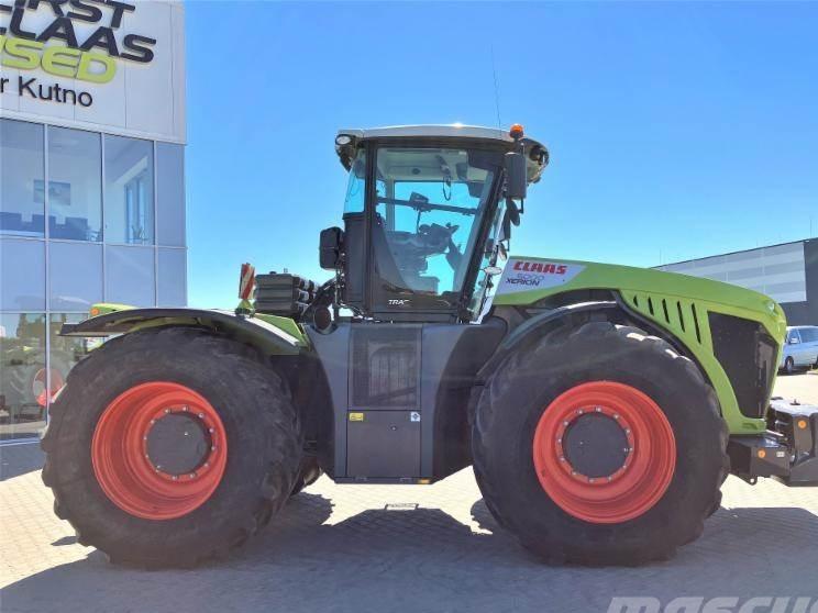 Tractor - Claas XERION 5000