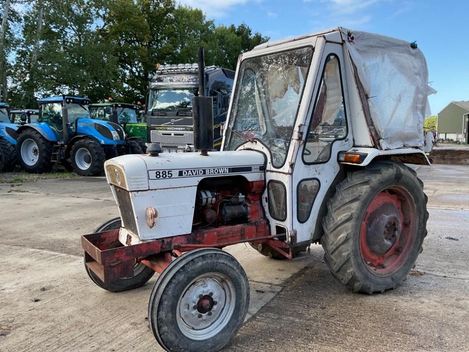 Tractor - David Brown 885