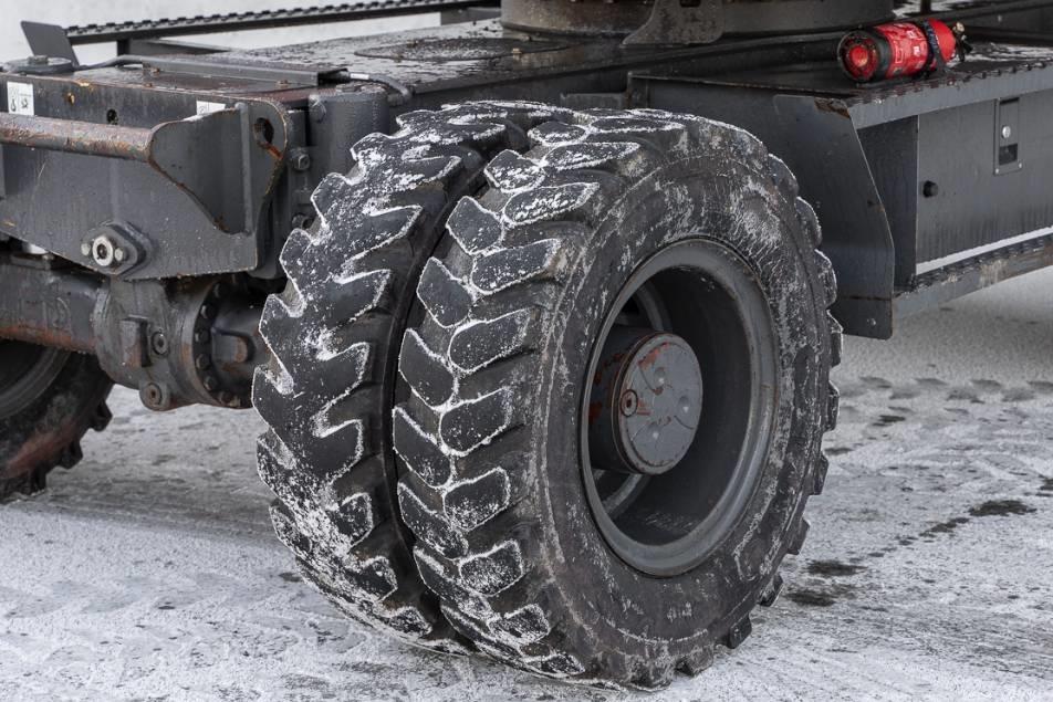 Excavator pe roti - Doosan DX 140 W-3