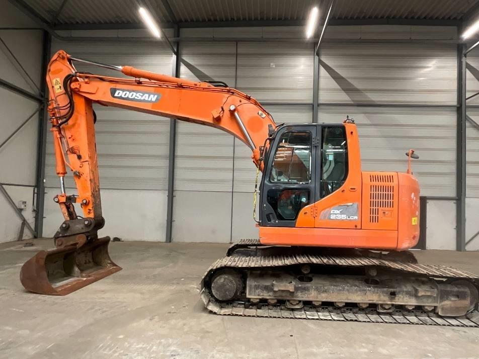 Excavator pe senile - Doosan DX 235 LCR