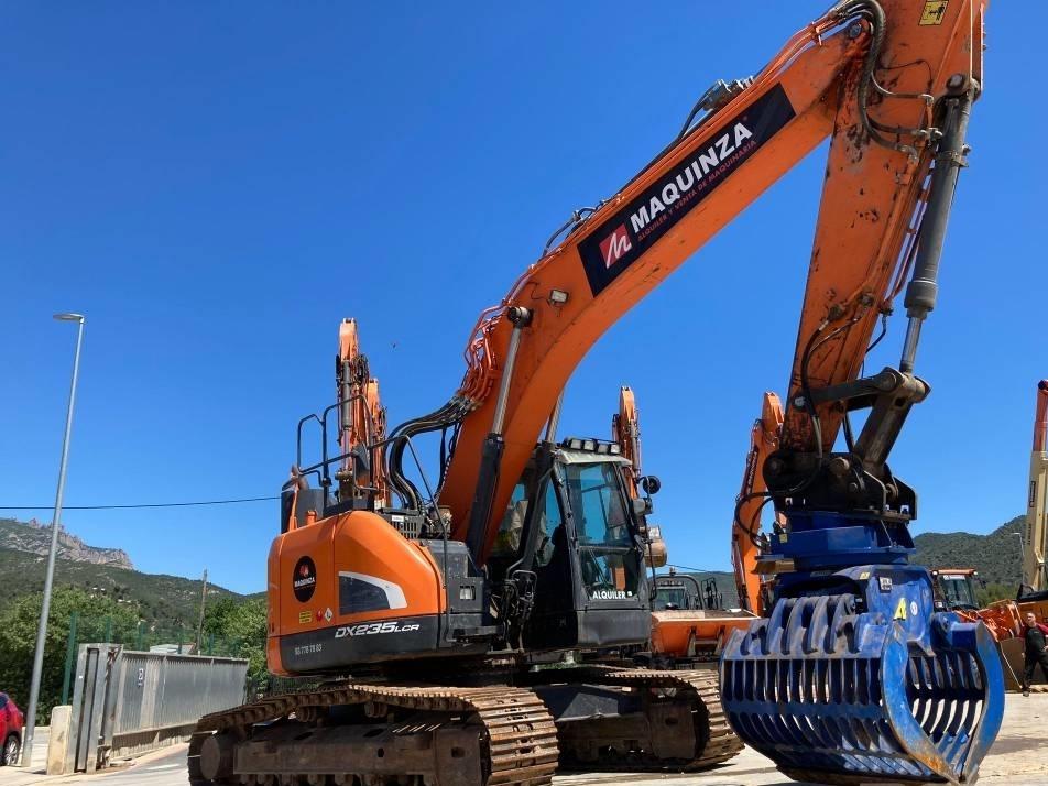 Excavator pe senile - Doosan DX 235 LCR