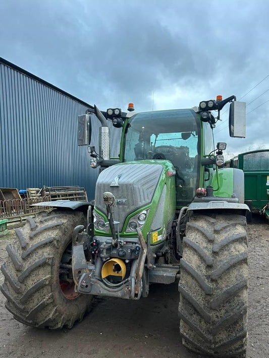 Tractor - Fendt 724 Profi Plus