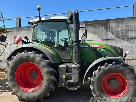 Tractor - Fendt 724 Vario Profi Plus