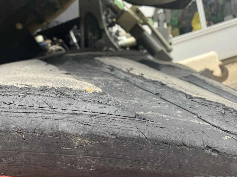 Tractor - Fendt 943 MT