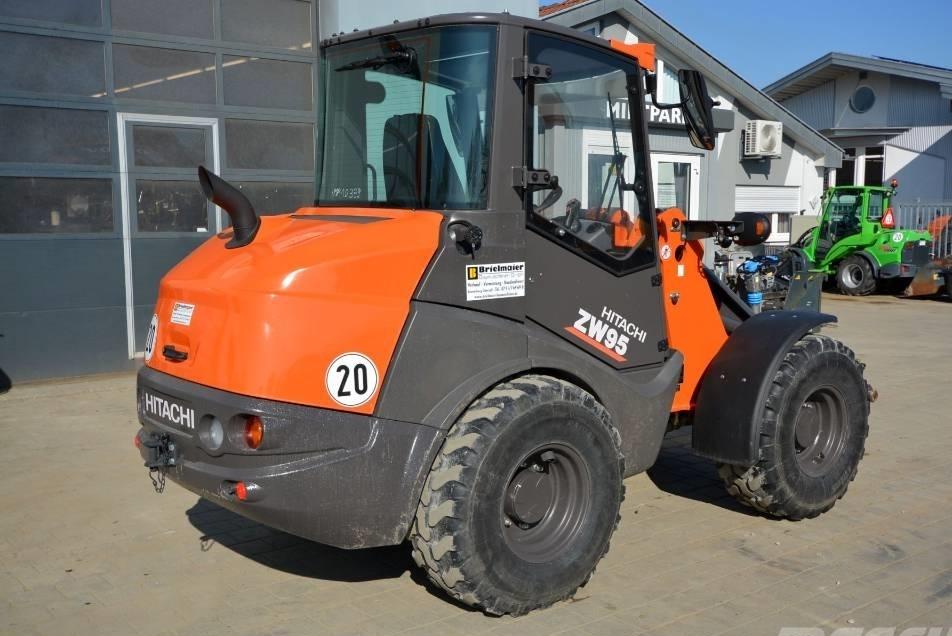 Incarcator frontal - Hitachi ZW 95-6 C