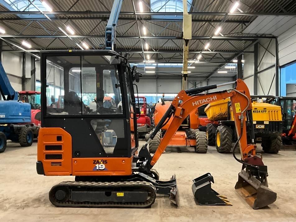Miniexcavator - Hitachi ZX 19-6