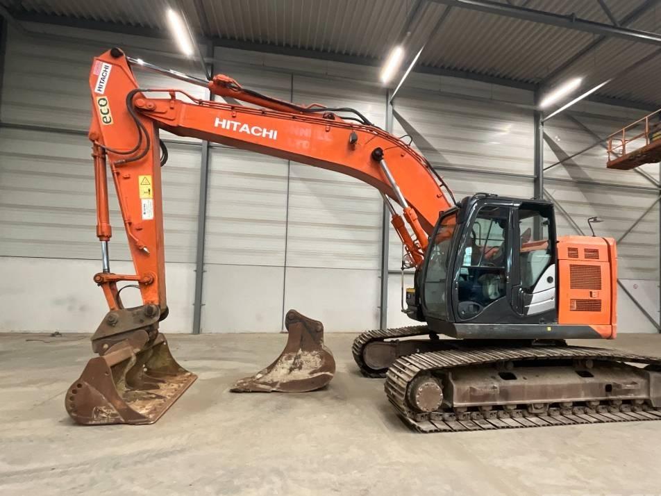 Excavator pe senile - Hitachi ZX 225 US LC-5 B