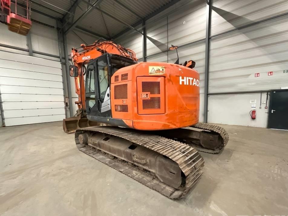 Excavator pe senile - Hitachi ZX 225 US LC-5 B