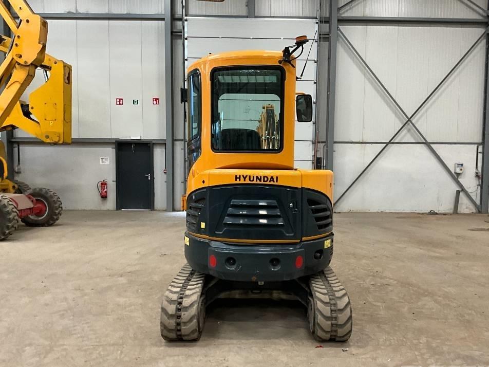 Miniexcavator - Hyundai 30 Z-9 AK
