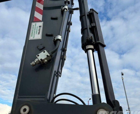 Excavator pe senile - Hyundai HX235ALCR