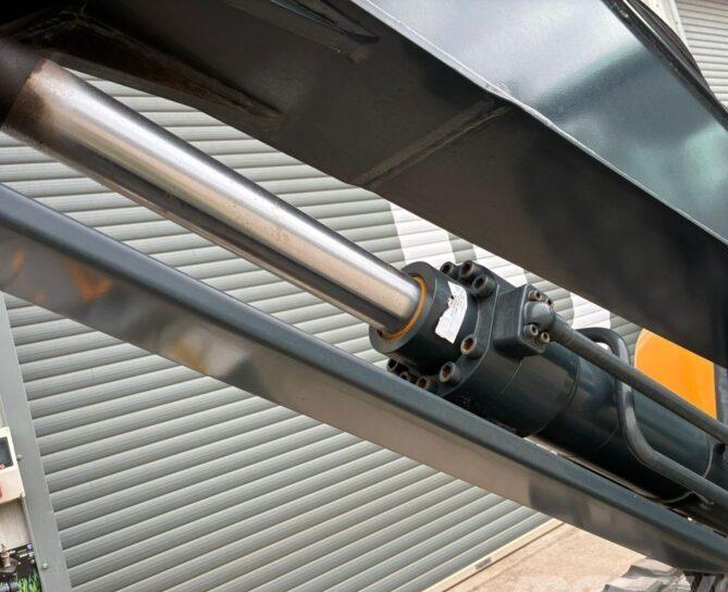 Miniexcavator - Hyundai HX85A