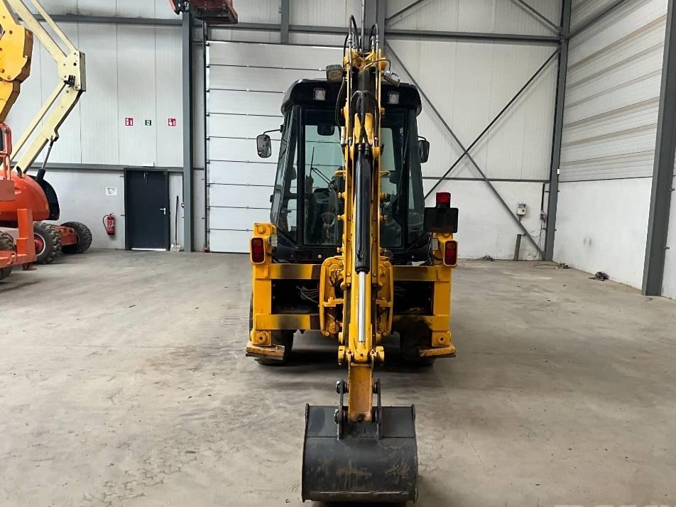 Buldoexcavator - JCB 2 CX Streetmaster 4 WS