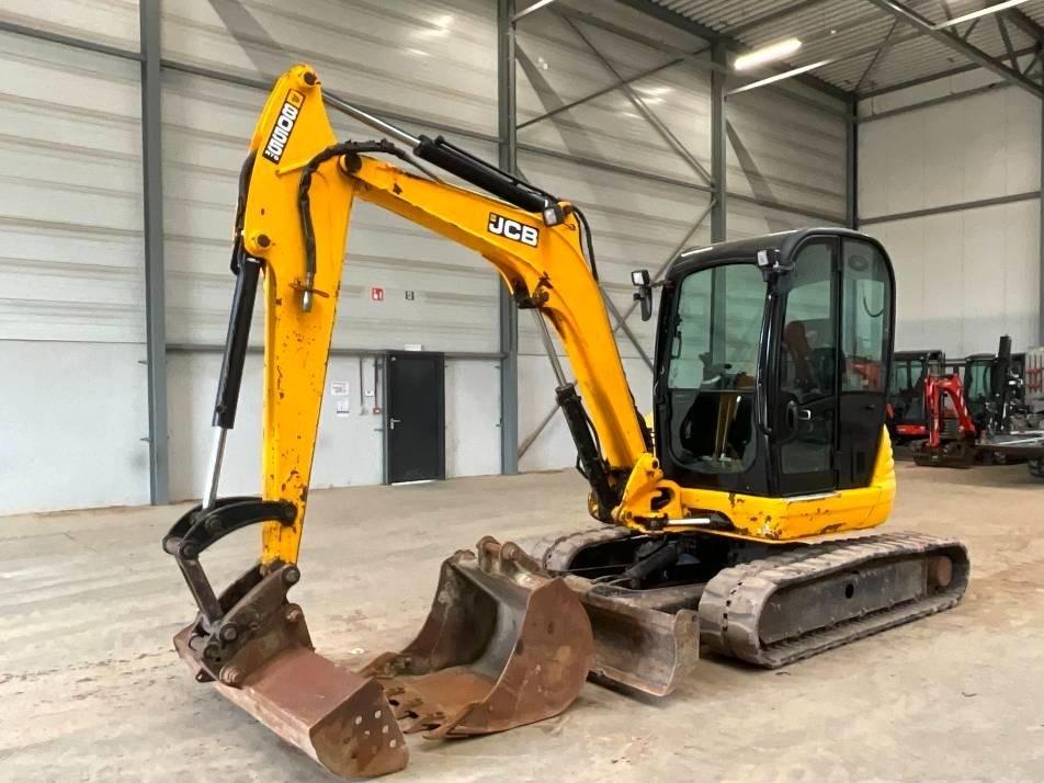 Miniexcavator - JCB 8055