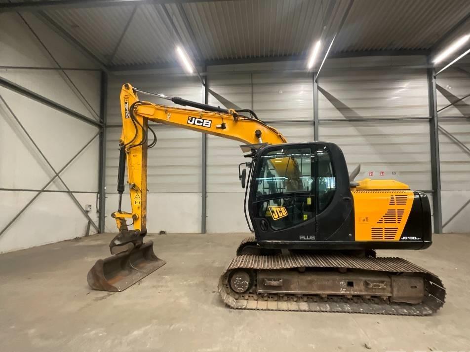Excavator pe senile - JCB JS 130 LC 4F