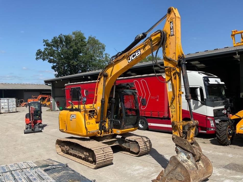 Excavator pe senile - JCB JS 145 LC
