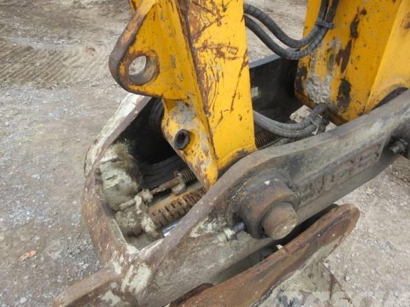 Excavator pe senile - JCB JS130LC Plus+