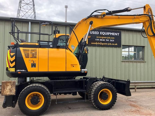 Excavator pe roti - JCB JS145W