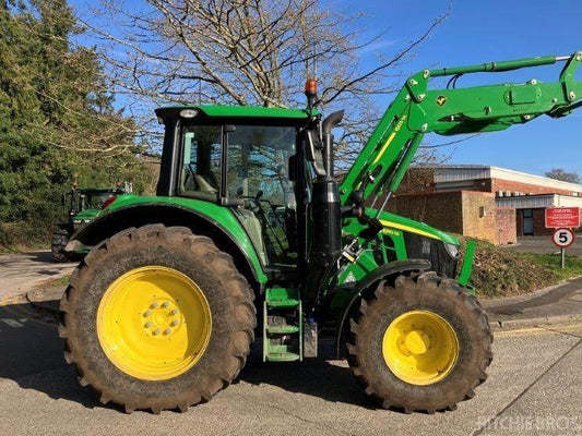 Tractor - John Deere 6110M - VASTech Machinery