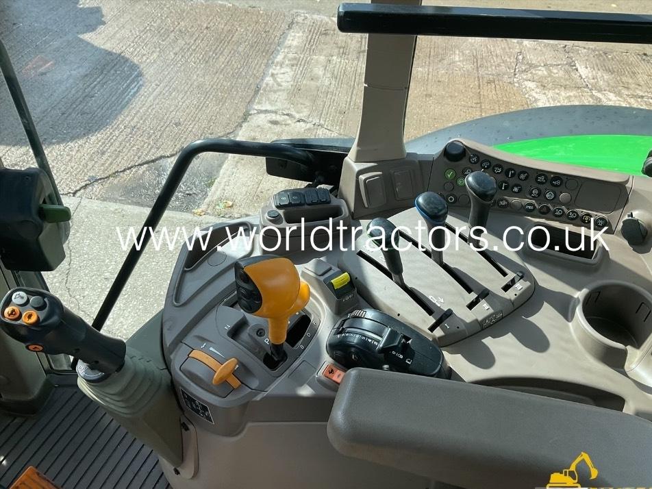 Tractor - John Deere 6120 M