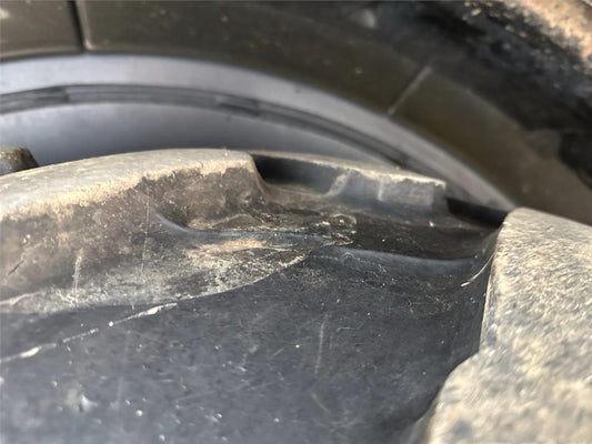 Tractor - John Deere 6135R