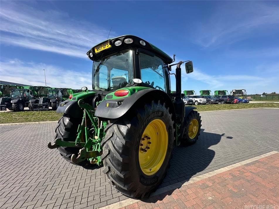 Tractor - John Deere 6135R