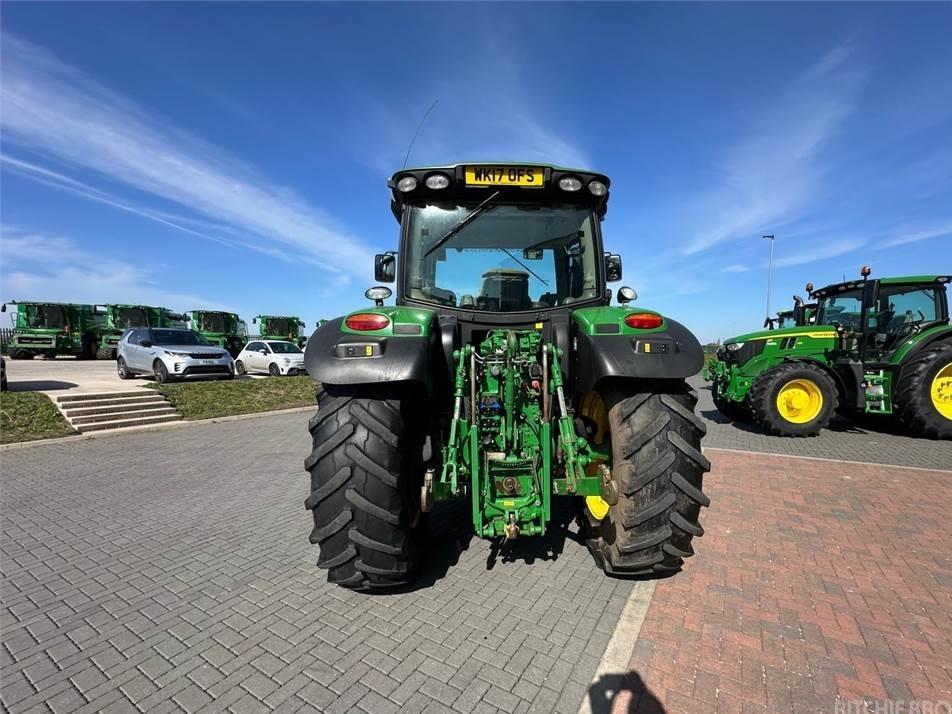 Tractor - John Deere 6135R