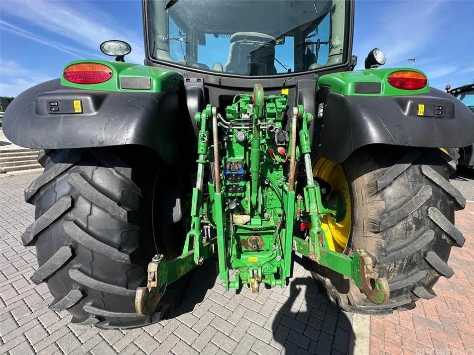 Tractor - John Deere 6135R